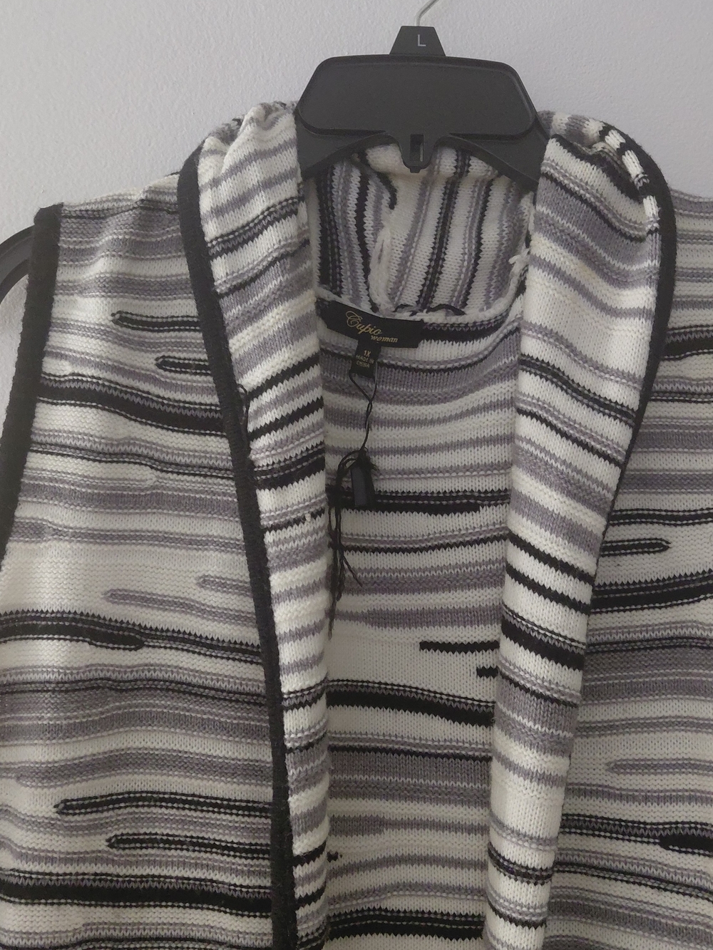 Cupio Women's Striped Cardigan Vest in Gray & White - Picture 5 of 8